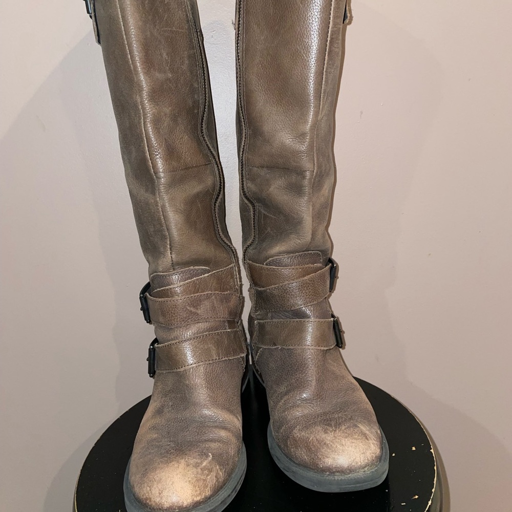 Enzo Angiolini distressed brown leather tall boots 7 1/2